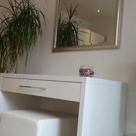 Jani Apartment *